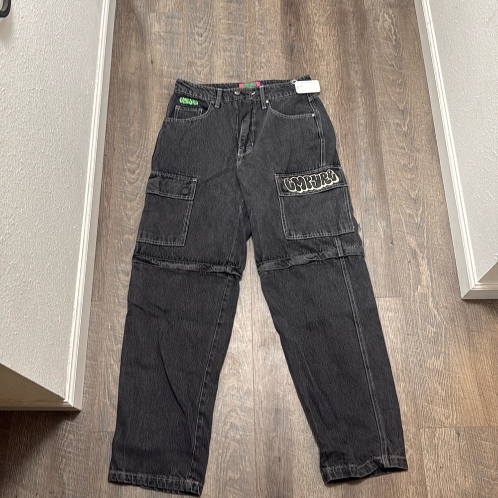 Empyre cargo pants from zumiez. Brand new with tags on.